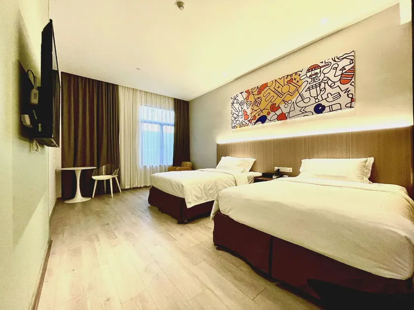 Chongming Memory Hotel - Image 1