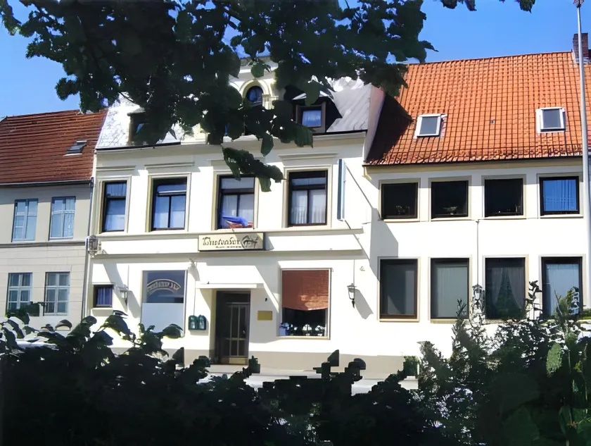 Hotel Deutscher Hof - Image 1