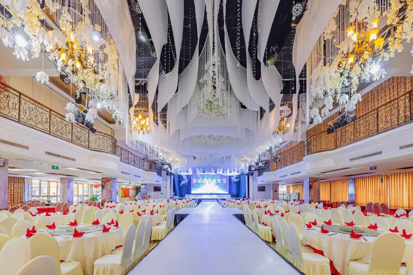 Jincheng Hotel - Image 1