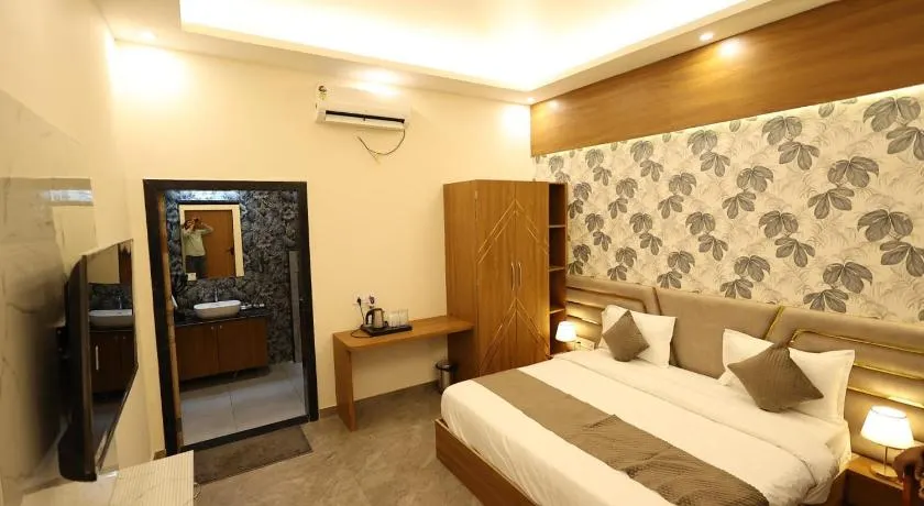 Sb Resort Rooms and Restaurant - Image 1