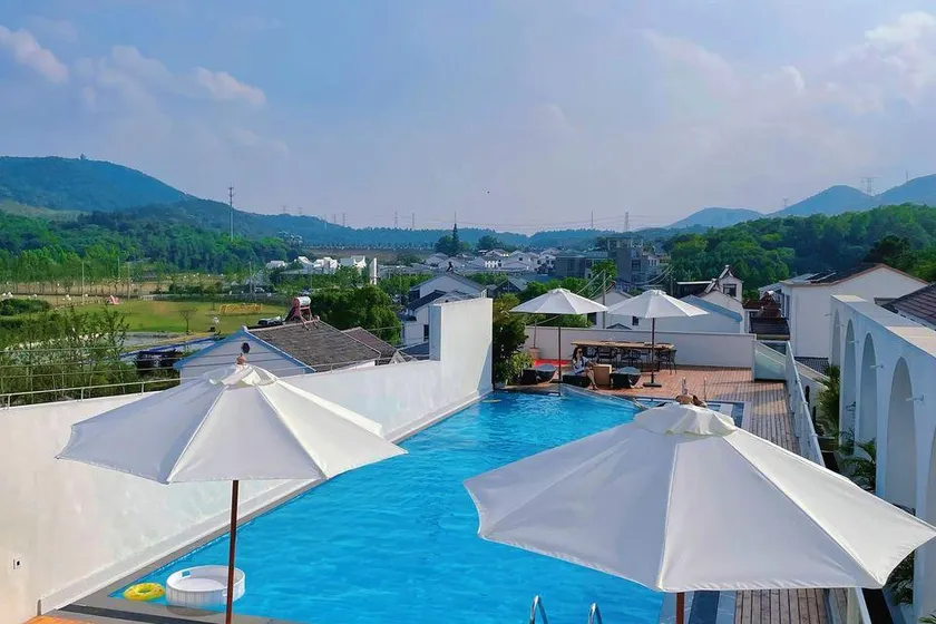 Shangchun Hot Spring Resort Hotel - Image 1