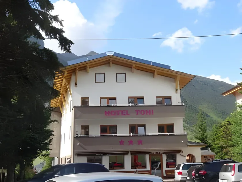 Hotel Toni - Image 1