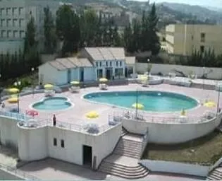 HOTEL ROYAL - Image 1