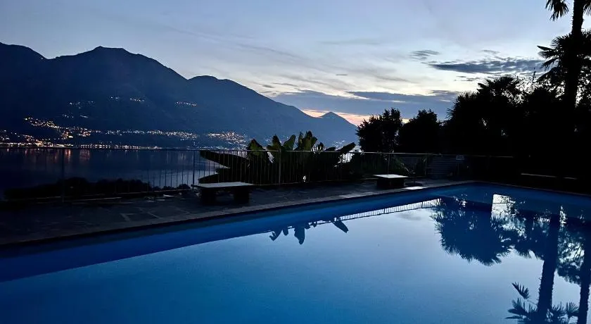 Wohnung mit Aussicht auf Lago Maggiore & Pool - Image 1