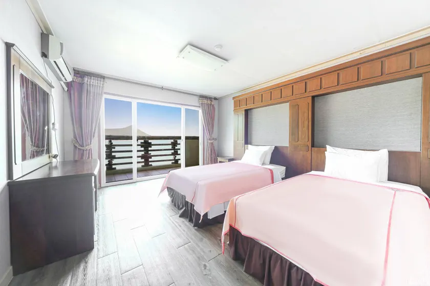 Goheung Victoria Hotel - Image 1