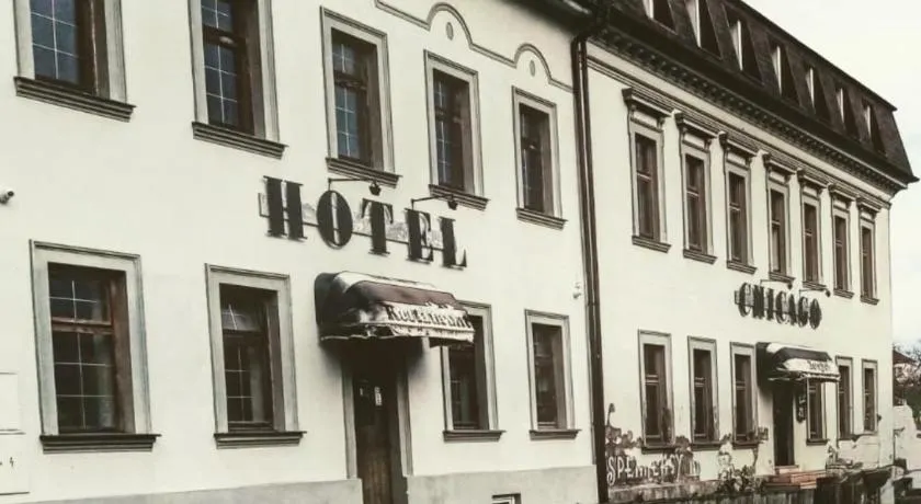 Hotel Chicago - Image 1
