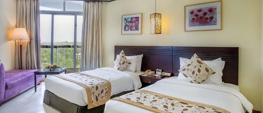 Sayeman Beach Resort - Image 1