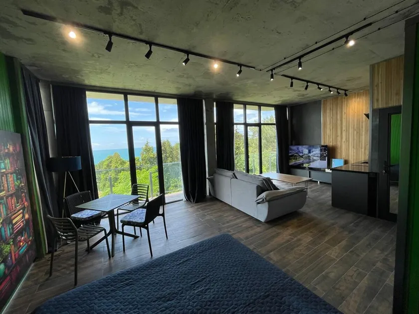 Green Escape -Eco Chakvi - Image 1