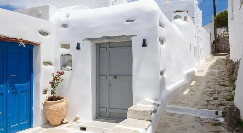 Irida house - Image 1