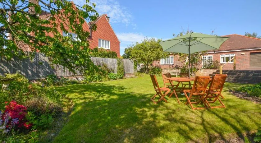 3 Bed in Cromer oc-1867 - Image 1