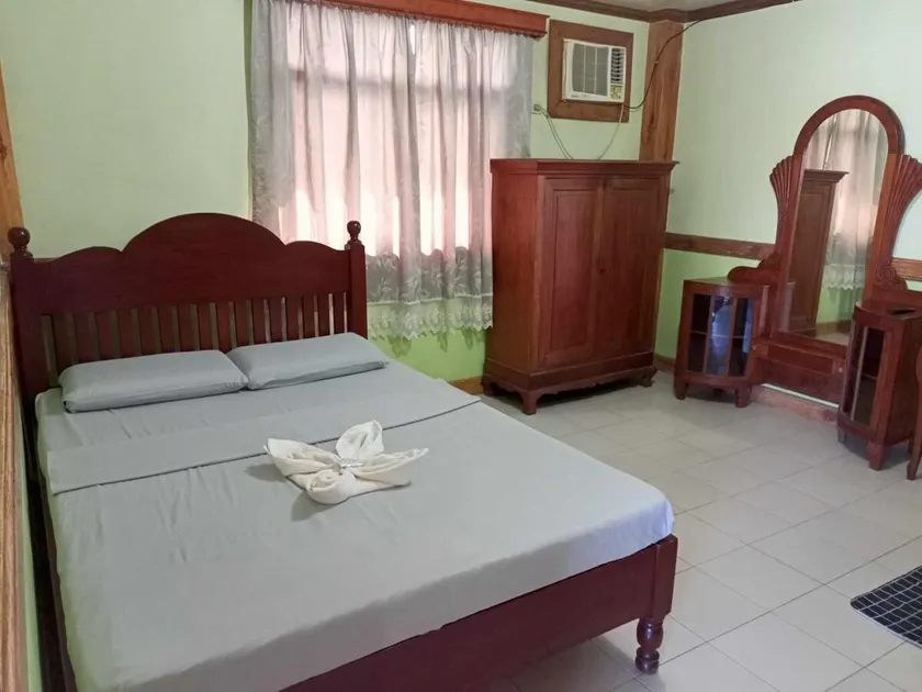Bato Apartments - Image 1