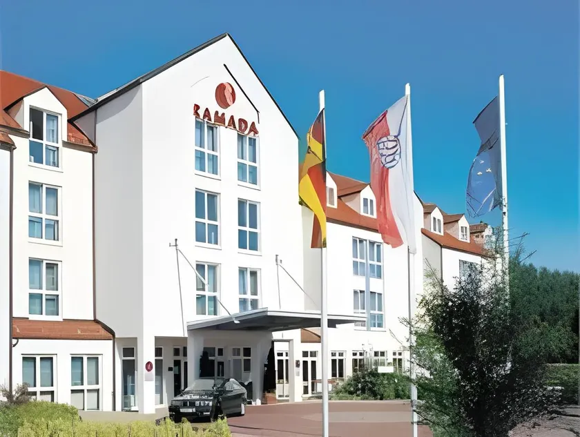 Hotel Carat - Image 1
