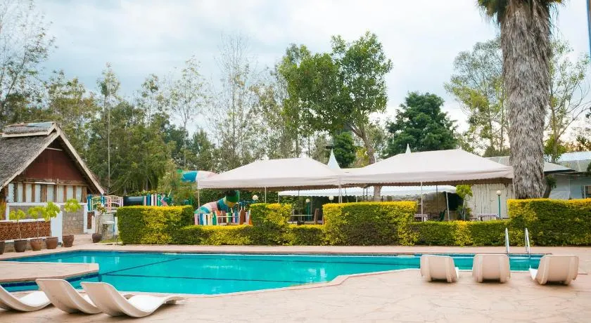 Royale Health Club - Image 1