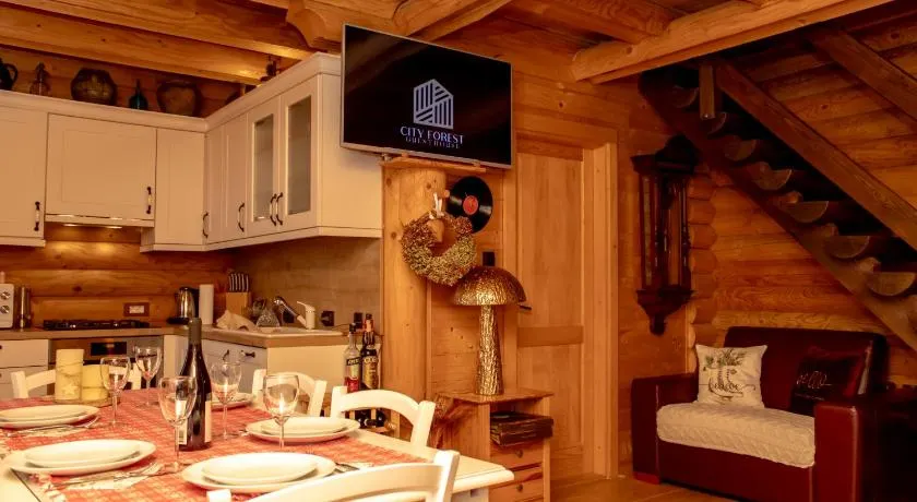 City Forest Guesthouse - Image 1