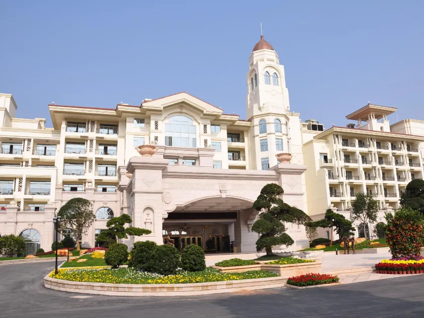 Country Garden Phoenix Hotel Shaoguan - Image 1
