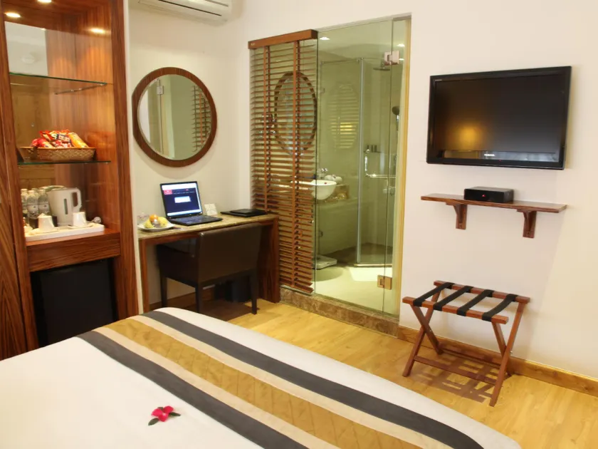 Elite Central Hotel Hanoi - Image 1