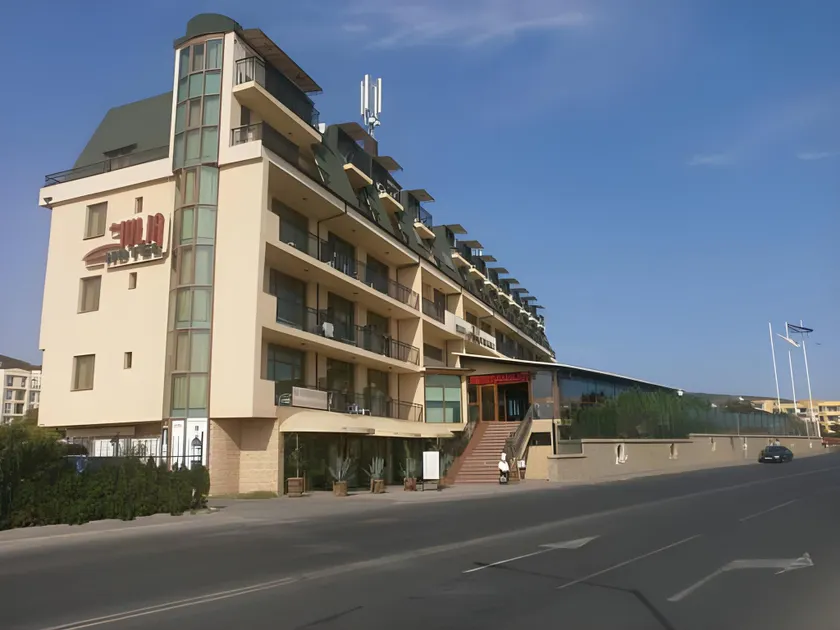 Hotel Julia - Image 1