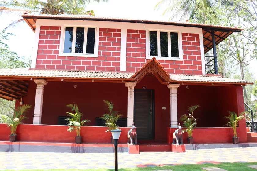 D signature Homestay By Lexstays - Image 1