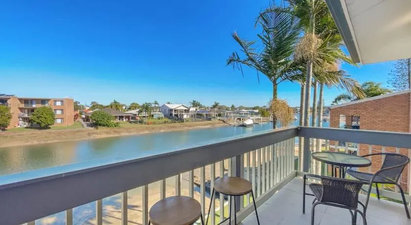 Waterfront Serenity - Steps from Mooloolaba Beach - Image 1