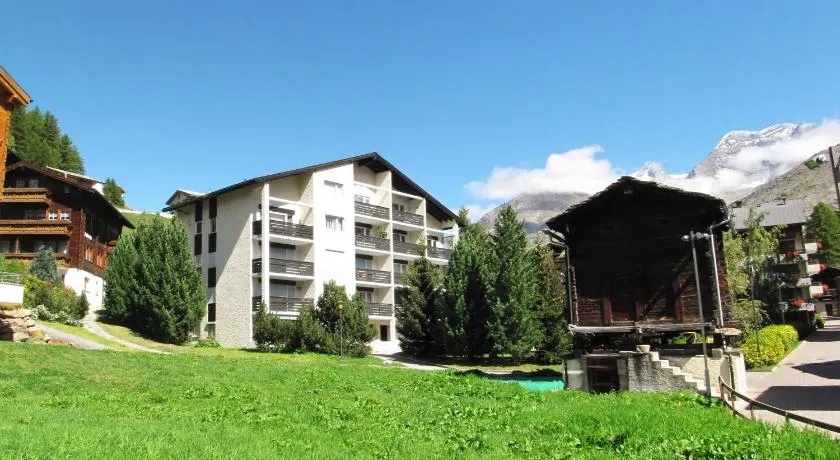 Haus Cristal - Image 1