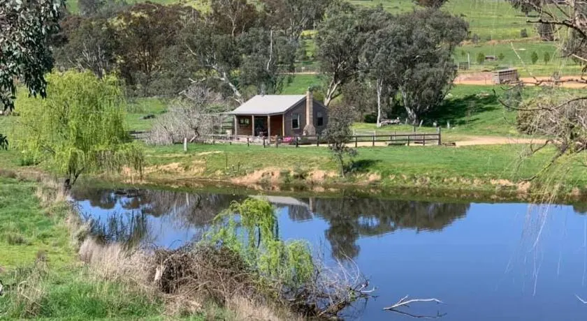 Baroona Cottage - Image 1
