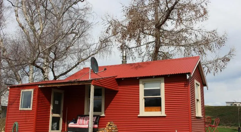 The Red Hut - Image 1