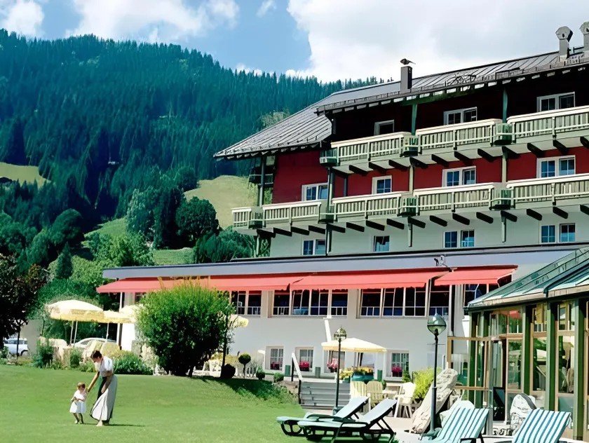 Haller's Geniesserhotel - Image 1