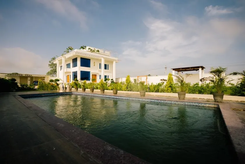 Rs cinema villa - Image 1