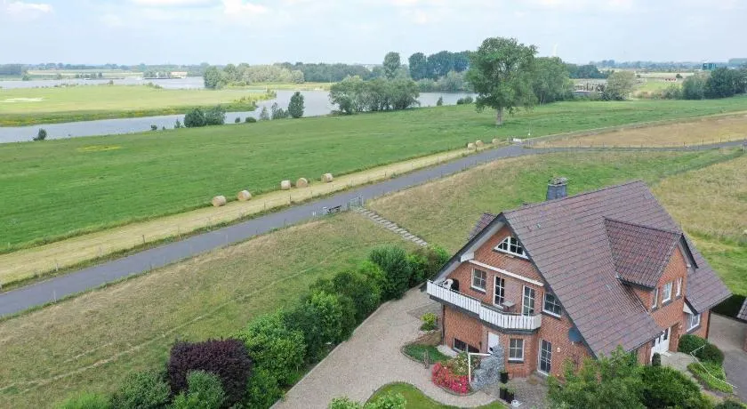 Ferienwohnung Rheinblick Bislich - Image 1