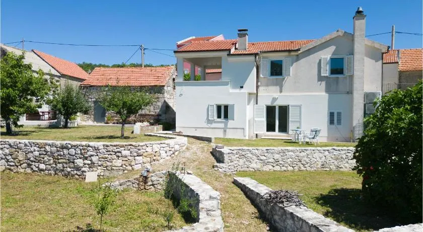 1 Bedroom Beautiful Apartment In Podgrade - Image 1