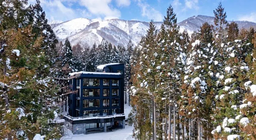 Hakuba Platinum - Image 1