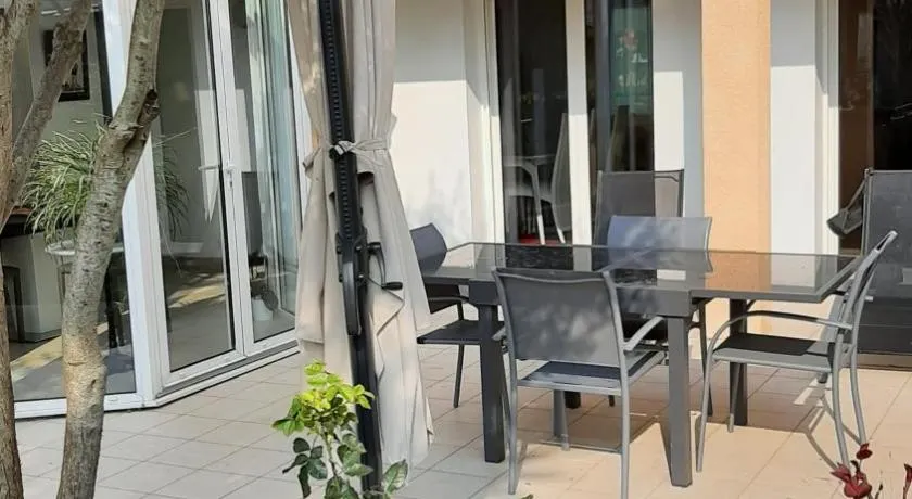 Chez Jeanne - Image 1