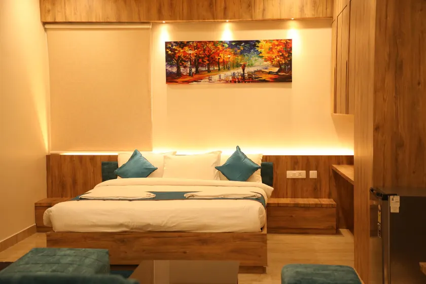 Hotel Sree Kubera Grand - Image 1