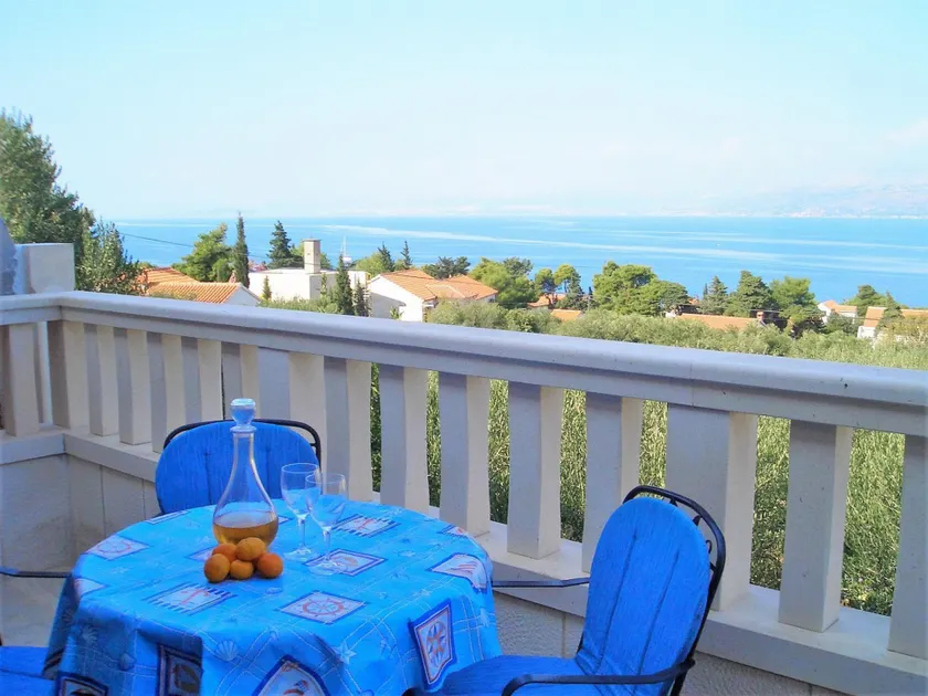 Apartment Marino A1 Splitska, Island Brac - Image 1