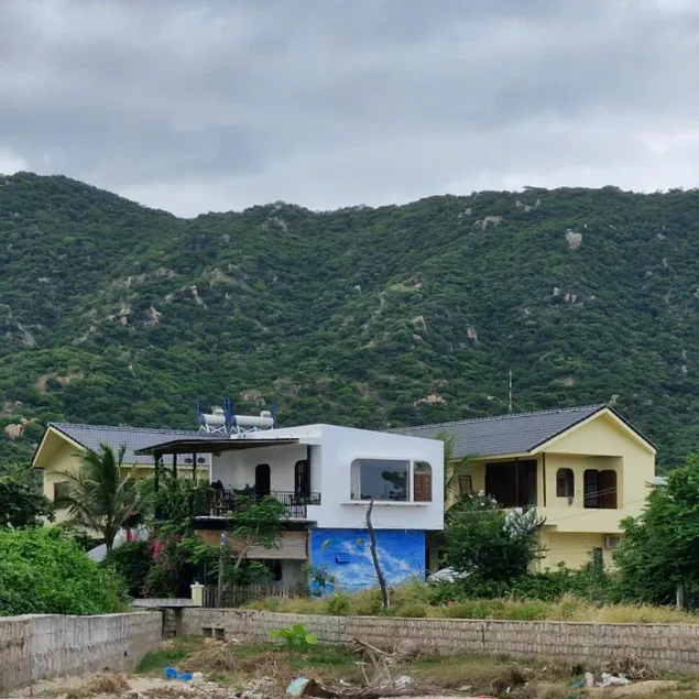 Color Inn - Homestay & Cafe - Image 1