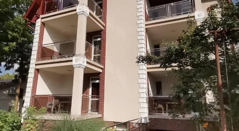 Solar Apartmanok - Image 1
