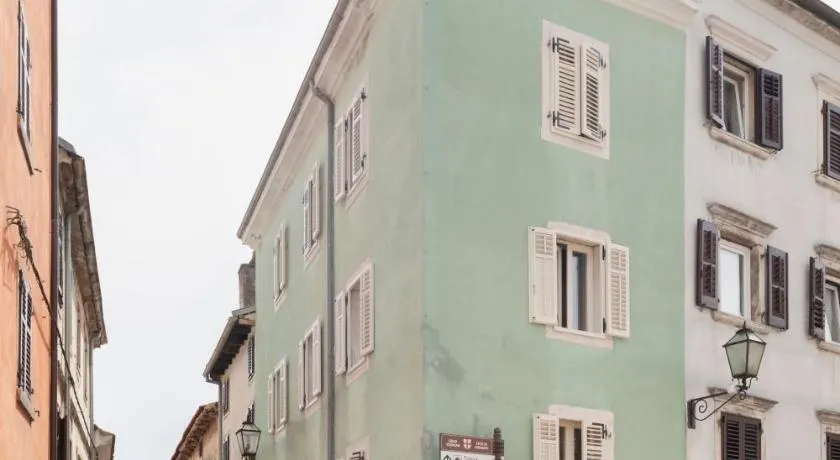 Piccolo Hotel - Image 1