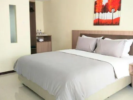 Hotel Tenera Syariah - Image 1