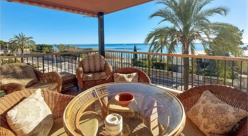 3 bedroom gorgeous apartment in Benicasim - Image 1