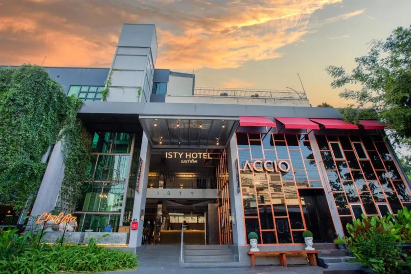 ISTY Design Hotel - Image 1