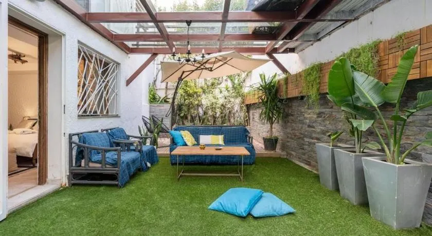 stay in villa casablanca - Image 1