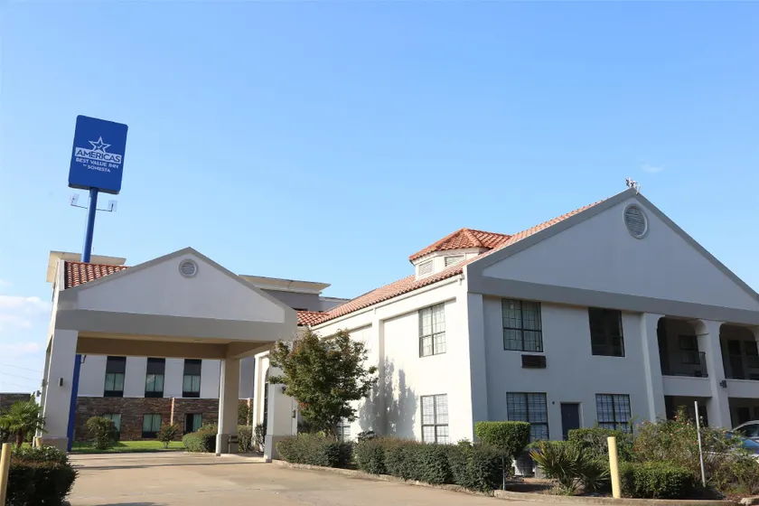 Americas Best Value Inn Monroe - Image 1