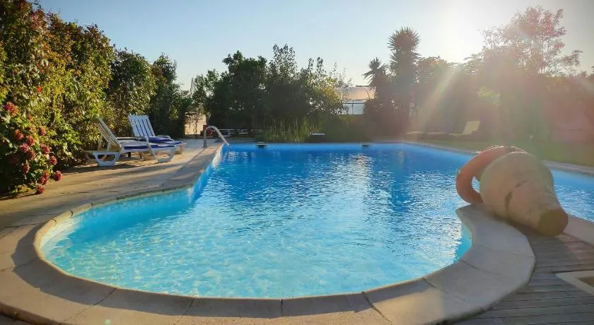 Casa com piscina para 10 pessoas - 5 min da praia Esposende - Image 1