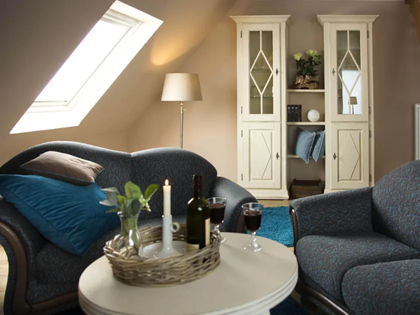 Dandelion Modern Retreat - Image 1