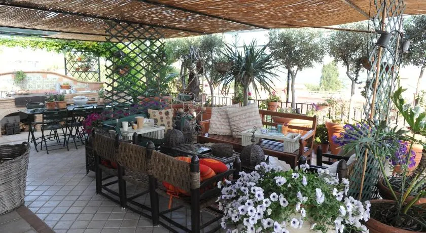 Terrazza Pavone - Image 1