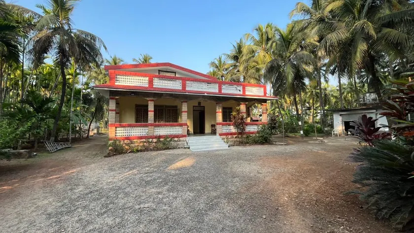 Palm Groove Holiday Home - Image 1