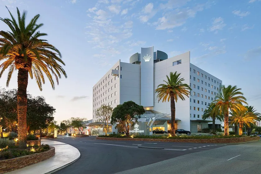 Crown Promenade Perth - Image 1
