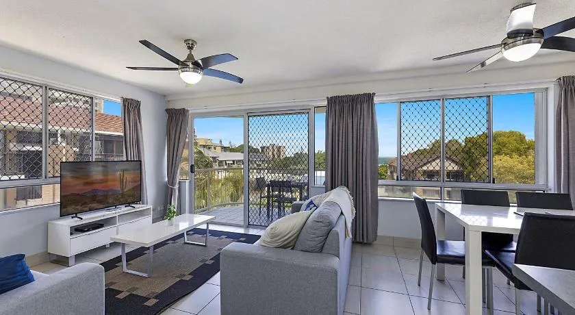 Cheltenham Apartments Unit 6, 40 King St - Image 1