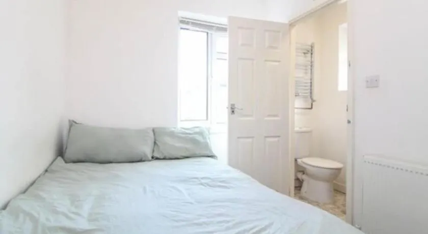 Cosy flat in city Centre - Image 1