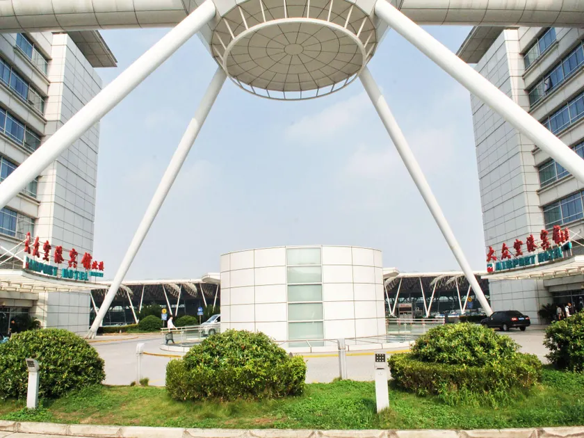 Da Zhong Pudong Airport Hotel Shanghai - Image 1
